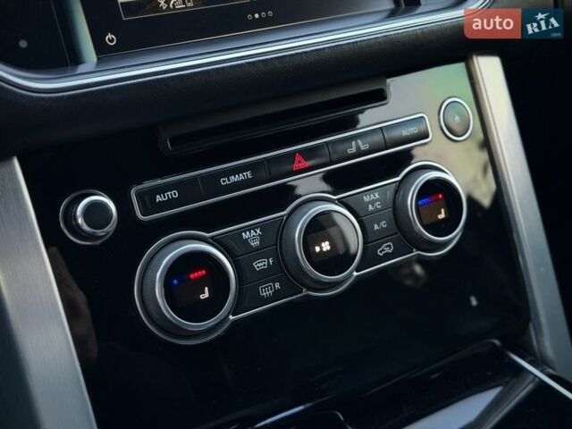 Черный Ленд Ровер Рендж Ровер, объемом двигателя 2.99 л и пробегом 240 тыс. км за 28500 $, фото 84 на Automoto.ua