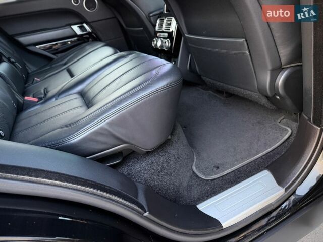 Черный Ленд Ровер Рендж Ровер, объемом двигателя 2.99 л и пробегом 240 тыс. км за 28500 $, фото 68 на Automoto.ua