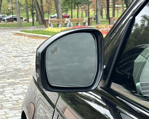 Чорний Ленд Ровер Рендж Ровер, об'ємом двигуна 2.99 л та пробігом 143 тис. км за 39999 $, фото 117 на Automoto.ua