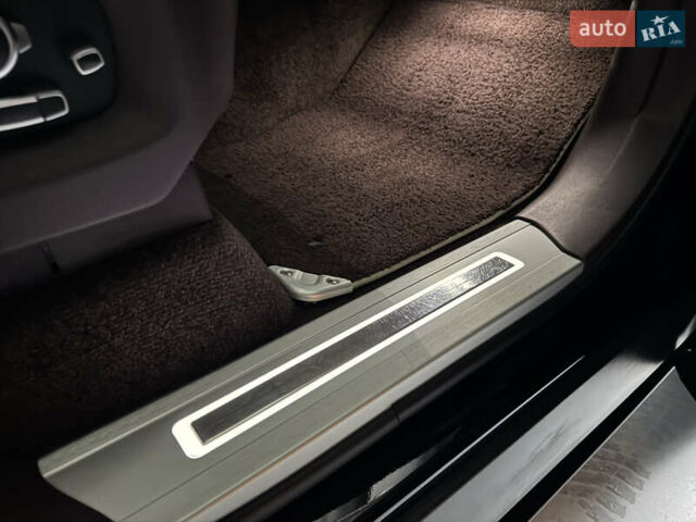 Черный Ленд Ровер Рендж Ровер, объемом двигателя 4.37 л и пробегом 188 тыс. км за 43000 $, фото 104 на Automoto.ua