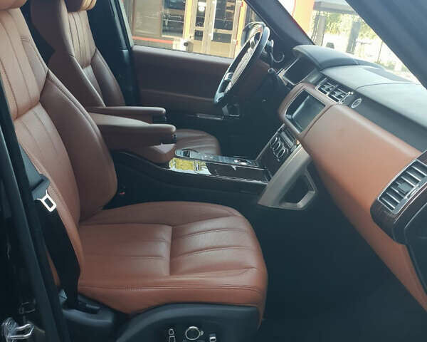 Черный Ленд Ровер Рендж Ровер, объемом двигателя 3 л и пробегом 46 тыс. км за 55000 $, фото 7 на Automoto.ua