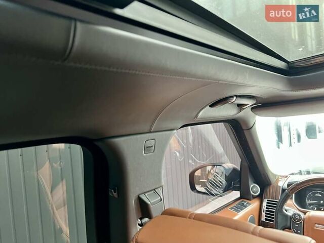 Чорний Ленд Ровер Рендж Ровер, об'ємом двигуна 4.37 л та пробігом 199 тис. км за 44900 $, фото 77 на Automoto.ua