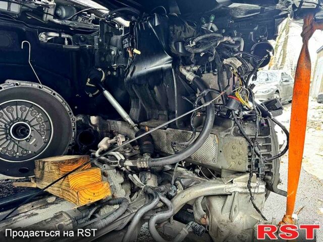 Чорний Ленд Ровер Рендж Ровер, об'ємом двигуна 3 л та пробігом 179 тис. км за 17500 $, фото 4 на Automoto.ua