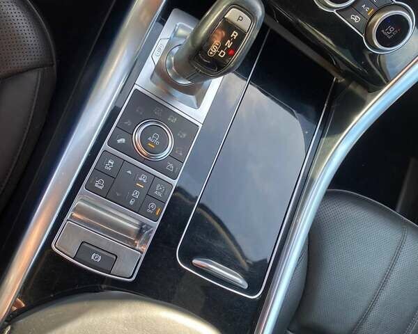 Чорний Ленд Ровер Рендж Ровер, об'ємом двигуна 5 л та пробігом 152 тис. км за 27900 $, фото 17 на Automoto.ua