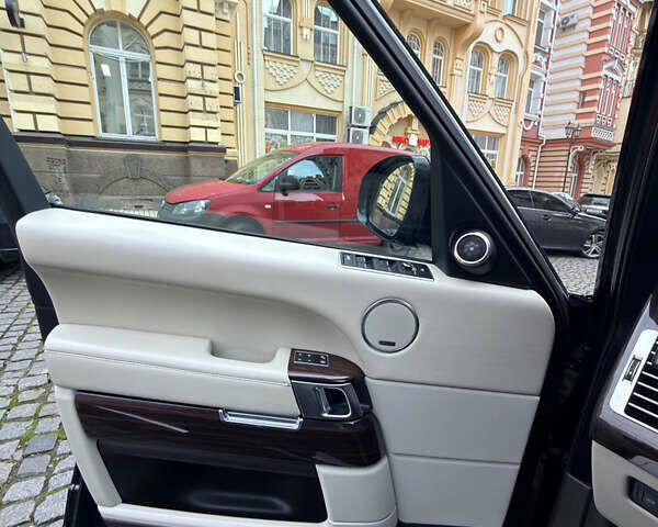 Черный Ленд Ровер Рендж Ровер, объемом двигателя 2.99 л и пробегом 156 тыс. км за 37444 $, фото 12 на Automoto.ua