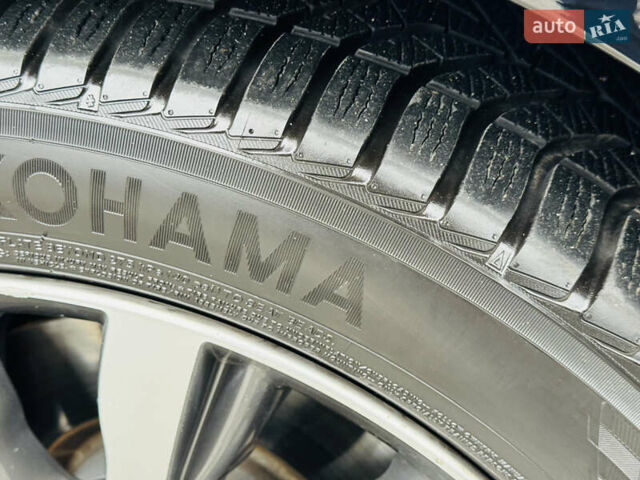 Черный Ленд Ровер Рендж Ровер, объемом двигателя 4.37 л и пробегом 188 тыс. км за 43000 $, фото 24 на Automoto.ua