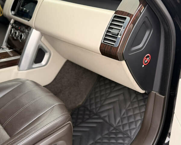 Черный Ленд Ровер Рендж Ровер, объемом двигателя 4.37 л и пробегом 198 тыс. км за 38999 $, фото 20 на Automoto.ua