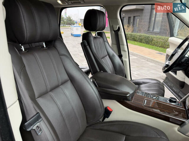 Чорний Ленд Ровер Рендж Ровер, об'ємом двигуна 3 л та пробігом 156 тис. км за 38900 $, фото 19 на Automoto.ua