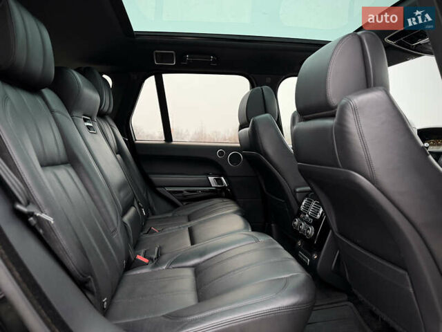 Черный Ленд Ровер Рендж Ровер, объемом двигателя 2.99 л и пробегом 240 тыс. км за 31800 $, фото 71 на Automoto.ua