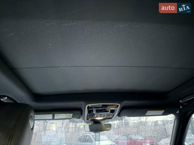 Чорний Ленд Ровер Рендж Ровер, об'ємом двигуна 2.99 л та пробігом 142 тис. км за 32000 $, фото 10 на Automoto.ua