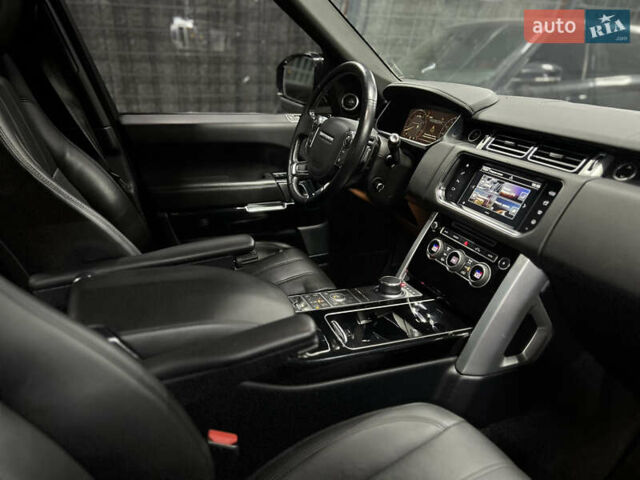 Чорний Ленд Ровер Рендж Ровер, об'ємом двигуна 5 л та пробігом 96 тис. км за 52000 $, фото 35 на Automoto.ua