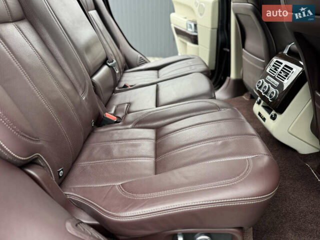 Черный Ленд Ровер Рендж Ровер, объемом двигателя 4.37 л и пробегом 188 тыс. км за 43000 $, фото 60 на Automoto.ua