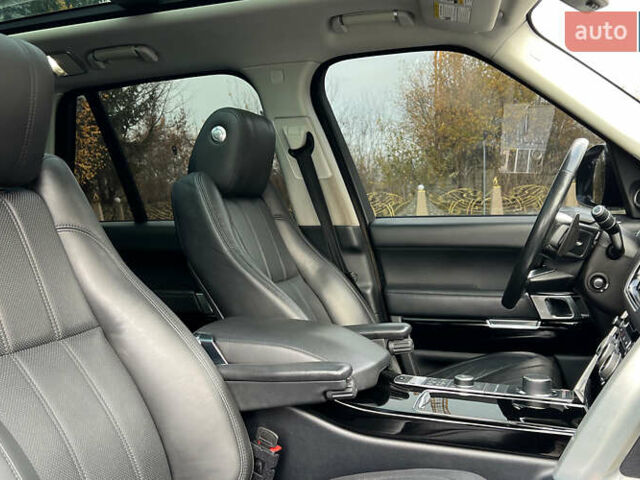 Черный Ленд Ровер Рендж Ровер, объемом двигателя 5 л и пробегом 167 тыс. км за 30650 $, фото 24 на Automoto.ua