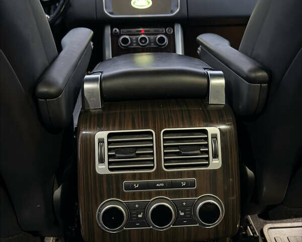 Чорний Ленд Ровер Рендж Ровер, об'ємом двигуна 2.99 л та пробігом 142 тис. км за 32000 $, фото 14 на Automoto.ua