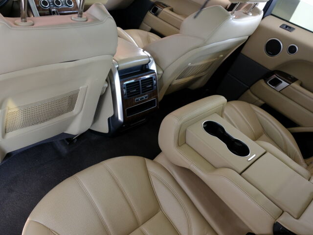 Черный Ленд Ровер Рендж Ровер, объемом двигателя 3 л и пробегом 140 тыс. км за 26900 $, фото 35 на Automoto.ua