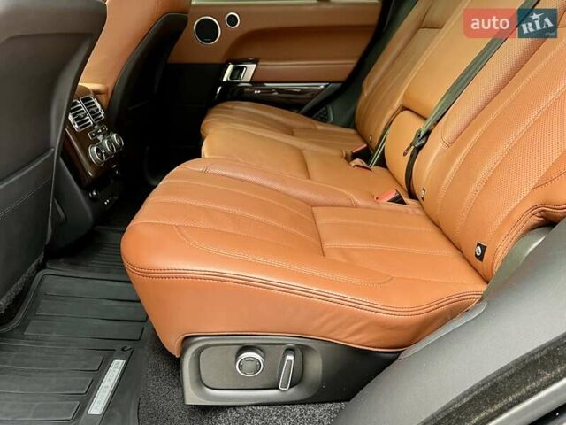 Чорний Ленд Ровер Рендж Ровер, об'ємом двигуна 4.37 л та пробігом 199 тис. км за 44900 $, фото 30 на Automoto.ua