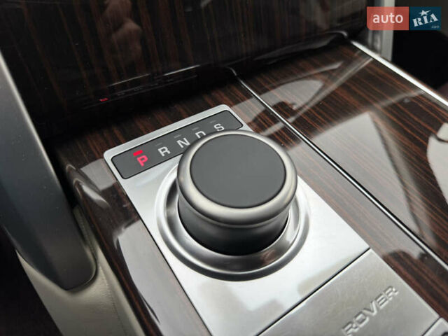 Черный Ленд Ровер Рендж Ровер, объемом двигателя 4.37 л и пробегом 188 тыс. км за 43000 $, фото 45 на Automoto.ua