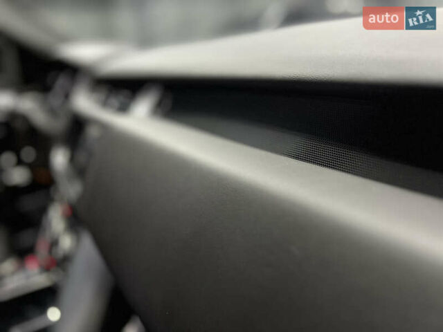 Чорний Ленд Ровер Рендж Ровер, об'ємом двигуна 5 л та пробігом 96 тис. км за 52000 $, фото 31 на Automoto.ua