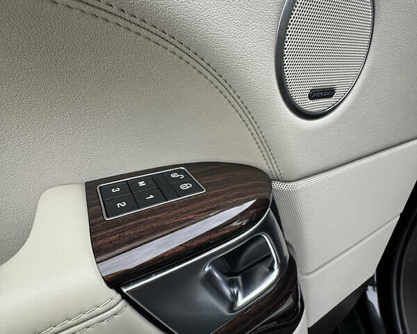 Чорний Ленд Ровер Рендж Ровер, об'ємом двигуна 2.99 л та пробігом 143 тис. км за 39999 $, фото 23 на Automoto.ua