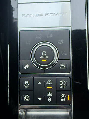 Черный Ленд Ровер Рендж Ровер, объемом двигателя 4.37 л и пробегом 220 тыс. км за 47000 $, фото 21 на Automoto.ua