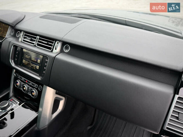 Черный Ленд Ровер Рендж Ровер, объемом двигателя 2.99 л и пробегом 240 тыс. км за 31800 $, фото 55 на Automoto.ua