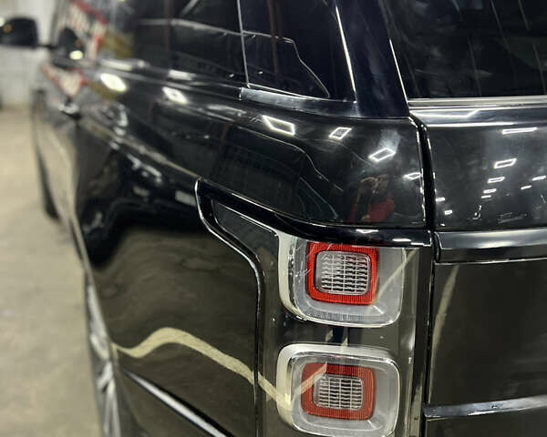 Чорний Ленд Ровер Рендж Ровер, об'ємом двигуна 5 л та пробігом 96 тис. км за 52000 $, фото 21 на Automoto.ua