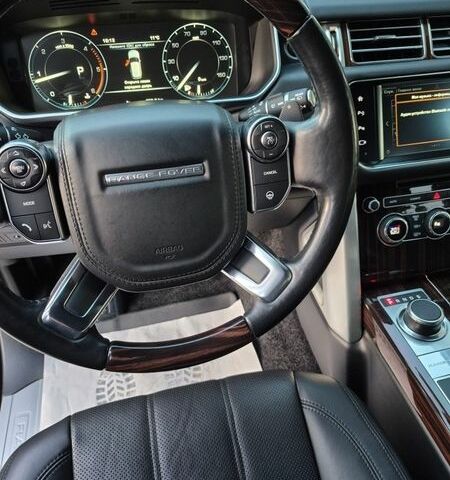 Чорний Ленд Ровер Рендж Ровер, об'ємом двигуна 3 л та пробігом 180 тис. км за 29999 $, фото 19 на Automoto.ua
