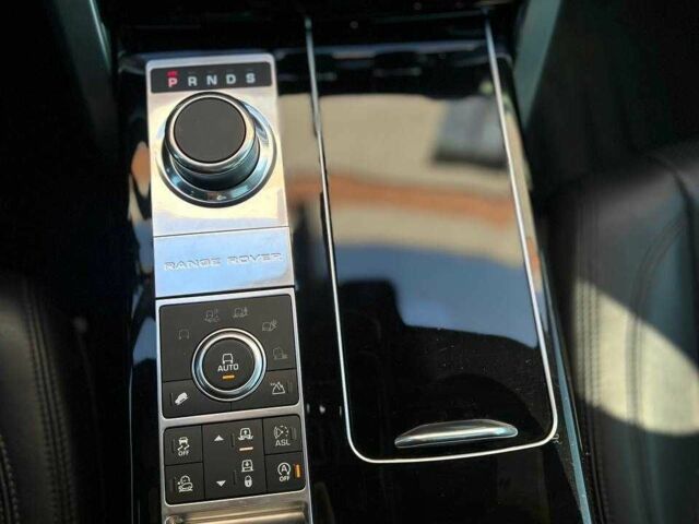 Черный Ленд Ровер Рендж Ровер, объемом двигателя 3 л и пробегом 145 тыс. км за 35500 $, фото 19 на Automoto.ua