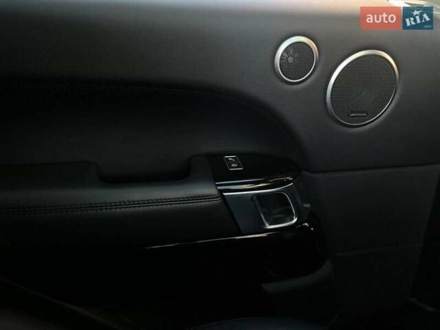 Чорний Ленд Ровер Рендж Ровер, об'ємом двигуна 2.99 л та пробігом 145 тис. км за 35500 $, фото 49 на Automoto.ua