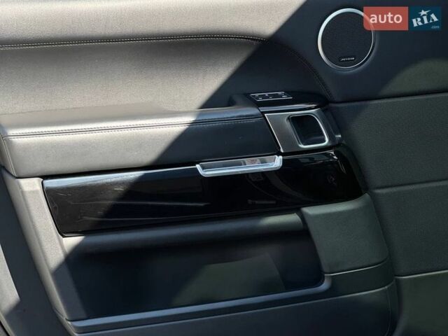 Чорний Ленд Ровер Рендж Ровер, об'ємом двигуна 2.99 л та пробігом 145 тис. км за 35500 $, фото 21 на Automoto.ua