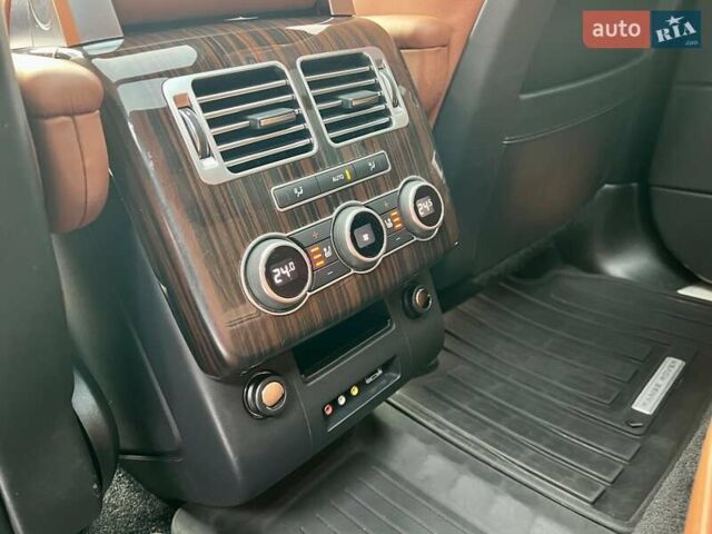 Чорний Ленд Ровер Рендж Ровер, об'ємом двигуна 4.37 л та пробігом 199 тис. км за 44900 $, фото 29 на Automoto.ua