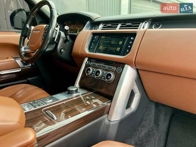 Чорний Ленд Ровер Рендж Ровер, об'ємом двигуна 4.37 л та пробігом 199 тис. км за 44900 $, фото 59 на Automoto.ua