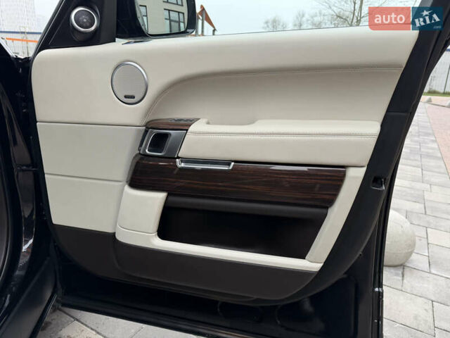 Чорний Ленд Ровер Рендж Ровер, об'ємом двигуна 3 л та пробігом 156 тис. км за 38900 $, фото 17 на Automoto.ua