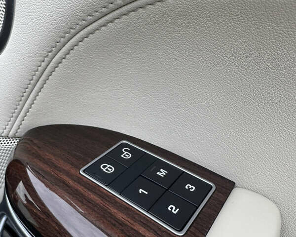 Чорний Ленд Ровер Рендж Ровер, об'ємом двигуна 2.99 л та пробігом 143 тис. км за 39999 $, фото 44 на Automoto.ua