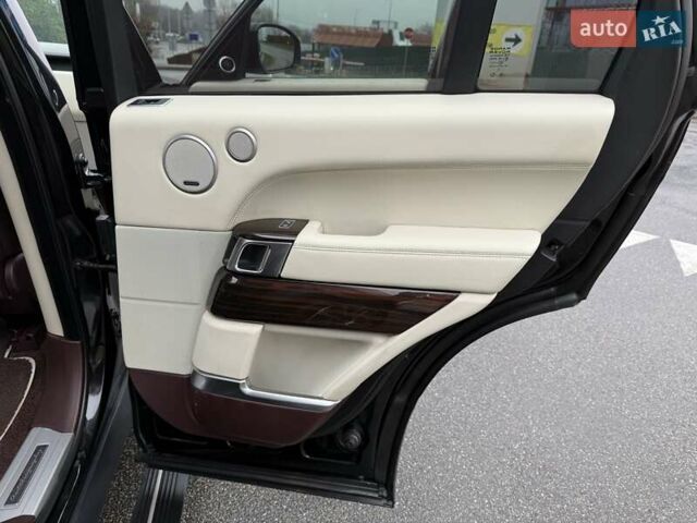 Чорний Ленд Ровер Рендж Ровер, об'ємом двигуна 5 л та пробігом 162 тис. км за 39999 $, фото 34 на Automoto.ua