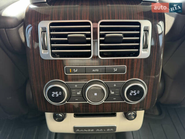 Чорний Ленд Ровер Рендж Ровер, об'ємом двигуна 2.99 л та пробігом 163 тис. км за 39800 $, фото 23 на Automoto.ua
