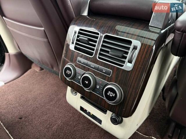 Чорний Ленд Ровер Рендж Ровер, об'ємом двигуна 5 л та пробігом 162 тис. км за 39999 $, фото 37 на Automoto.ua