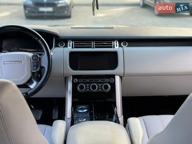 Чорний Ленд Ровер Рендж Ровер, об'ємом двигуна 3 л та пробігом 181 тис. км за 30500 $, фото 14 на Automoto.ua