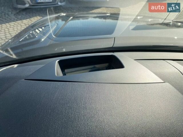 Чорний Ленд Ровер Рендж Ровер, об'ємом двигуна 5 л та пробігом 152 тис. км за 27900 $, фото 15 на Automoto.ua