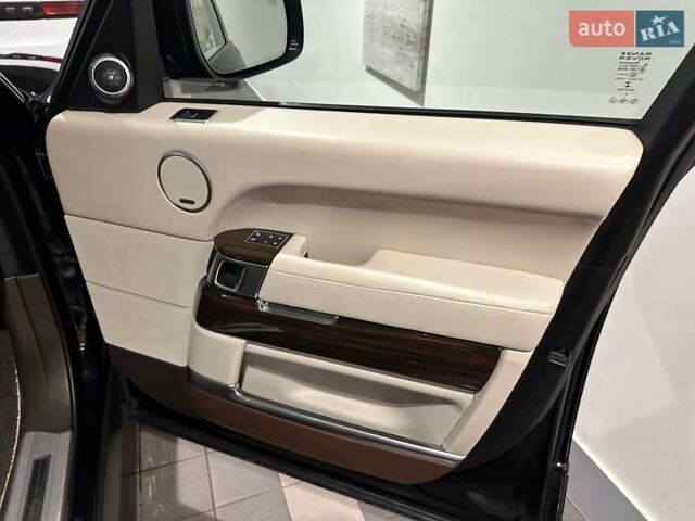 Чорний Ленд Ровер Рендж Ровер, об'ємом двигуна 4.37 л та пробігом 180 тис. км за 44000 $, фото 10 на Automoto.ua