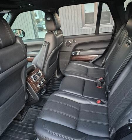 Чорний Ленд Ровер Рендж Ровер, об'ємом двигуна 3 л та пробігом 180 тис. км за 29999 $, фото 26 на Automoto.ua