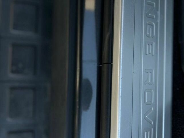 Чорний Ленд Ровер Рендж Ровер, об'ємом двигуна 2.99 л та пробігом 145 тис. км за 35500 $, фото 48 на Automoto.ua