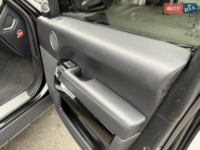 Черный Ленд Ровер Рендж Ровер, объемом двигателя 3 л и пробегом 210 тыс. км за 35800 $, фото 31 на Automoto.ua