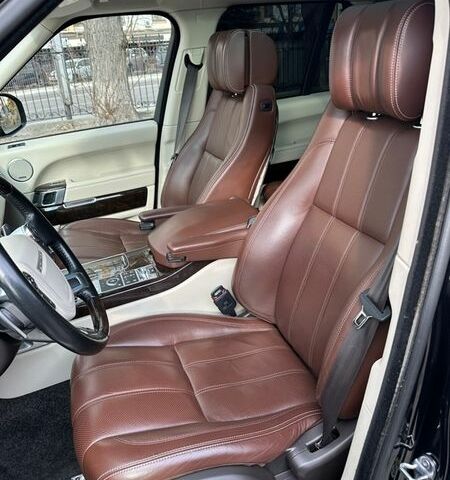 Чорний Ленд Ровер Рендж Ровер, об'ємом двигуна 4.37 л та пробігом 160 тис. км за 49500 $, фото 22 на Automoto.ua