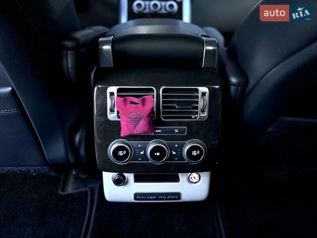 Чорний Ленд Ровер Рендж Ровер, об'ємом двигуна 4.37 л та пробігом 186 тис. км за 38500 $, фото 17 на Automoto.ua