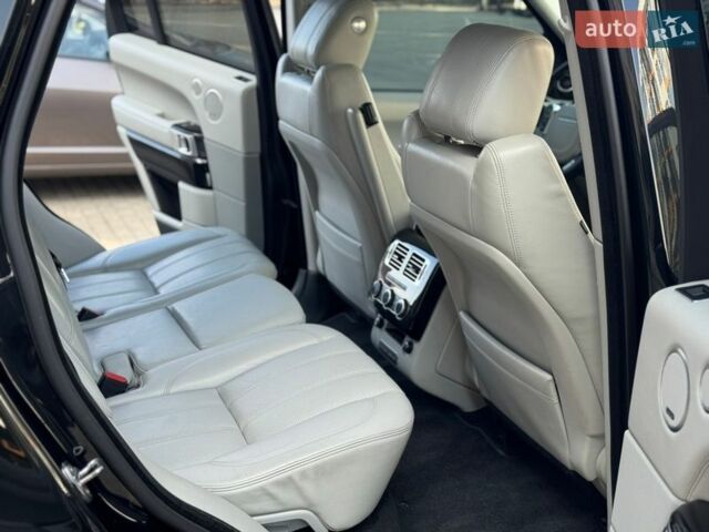 Чорний Ленд Ровер Рендж Ровер, об'ємом двигуна 3 л та пробігом 181 тис. км за 30500 $, фото 16 на Automoto.ua