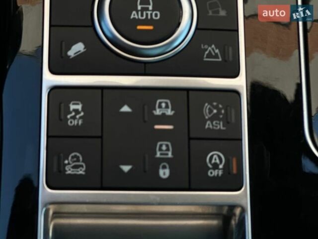 Чорний Ленд Ровер Рендж Ровер, об'ємом двигуна 2.99 л та пробігом 145 тис. км за 35500 $, фото 40 на Automoto.ua