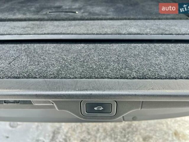 Чорний Ленд Ровер Рендж Ровер, об'ємом двигуна 4.37 л та пробігом 199 тис. км за 44900 $, фото 43 на Automoto.ua