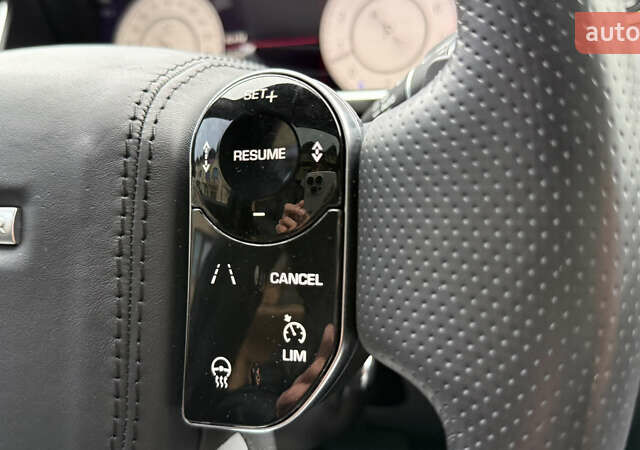 Чорний Ленд Ровер Рендж Ровер, об'ємом двигуна 5 л та пробігом 103 тис. км за 62000 $, фото 39 на Automoto.ua