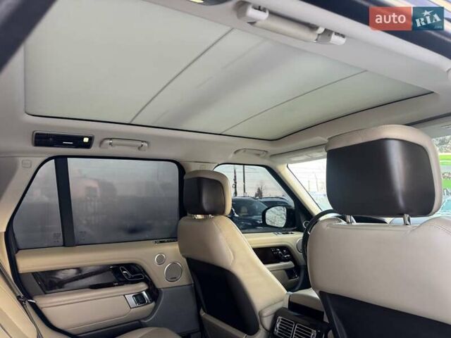 Чорний Ленд Ровер Рендж Ровер, об'ємом двигуна 2.99 л та пробігом 183 тис. км за 53900 $, фото 48 на Automoto.ua